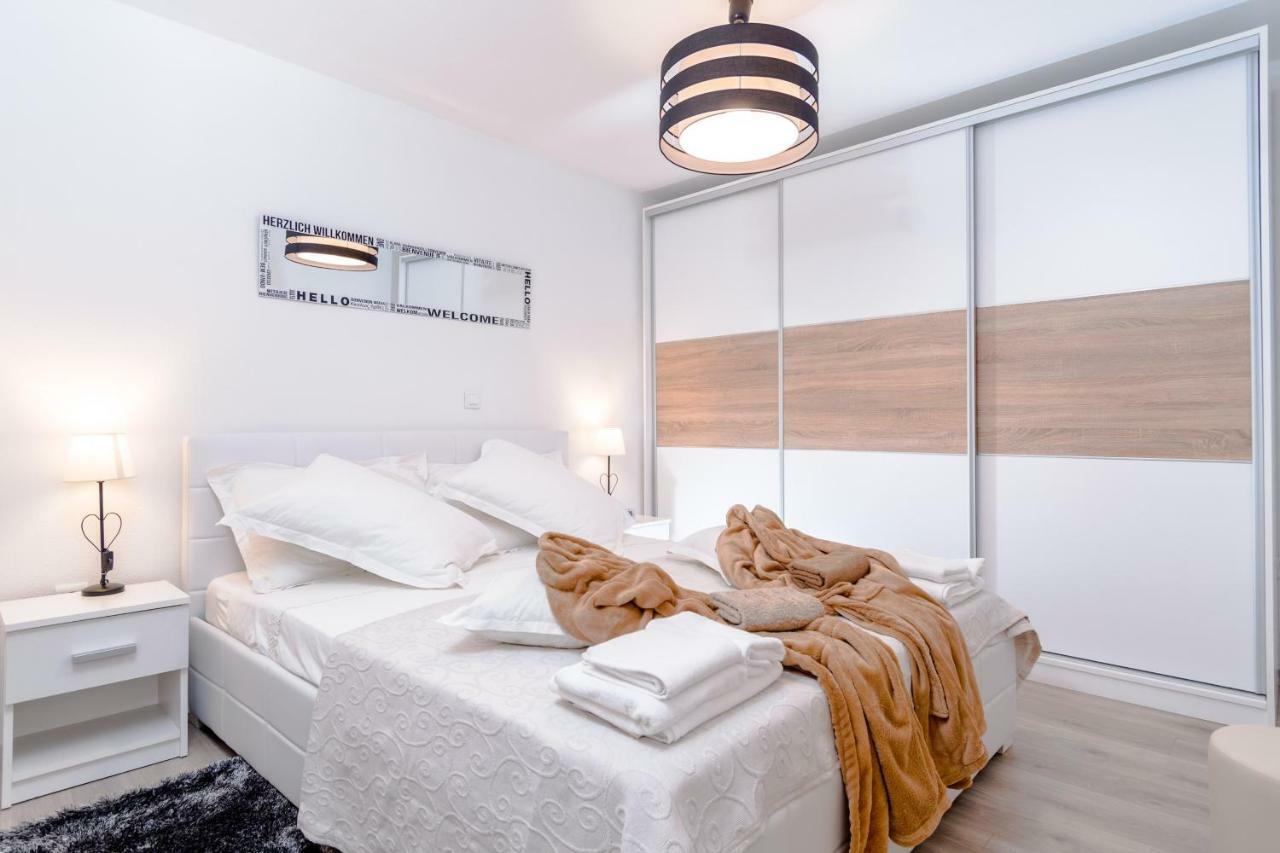 2 Apartmans "Metro" And "Gum" Lejlighed Split Eksteriør billede